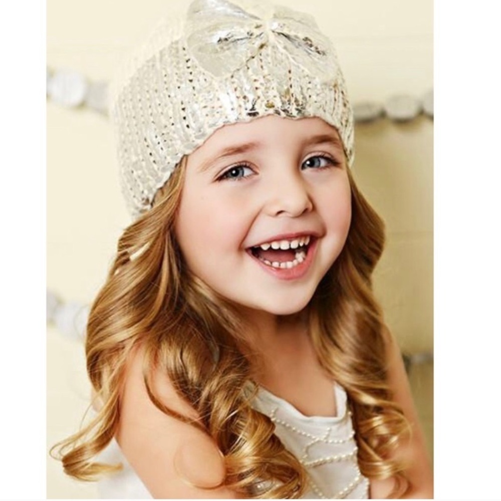 Blueberry Hill Bow Knit Hat - Picture 2 of 6